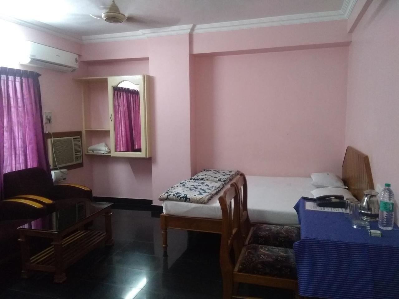 Manjalikulam Tourist Home Thiruvananthapuram Екстер'єр фото