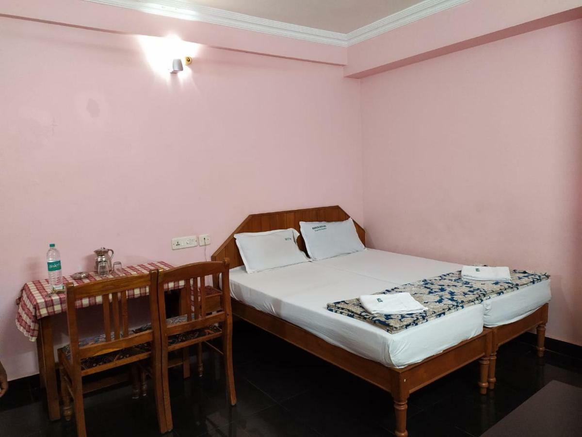 Manjalikulam Tourist Home Thiruvananthapuram Екстер'єр фото